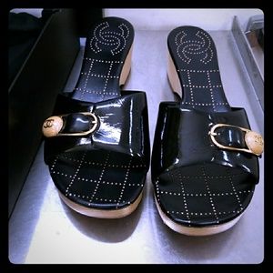 BLACK CHANEL MULES 8/38